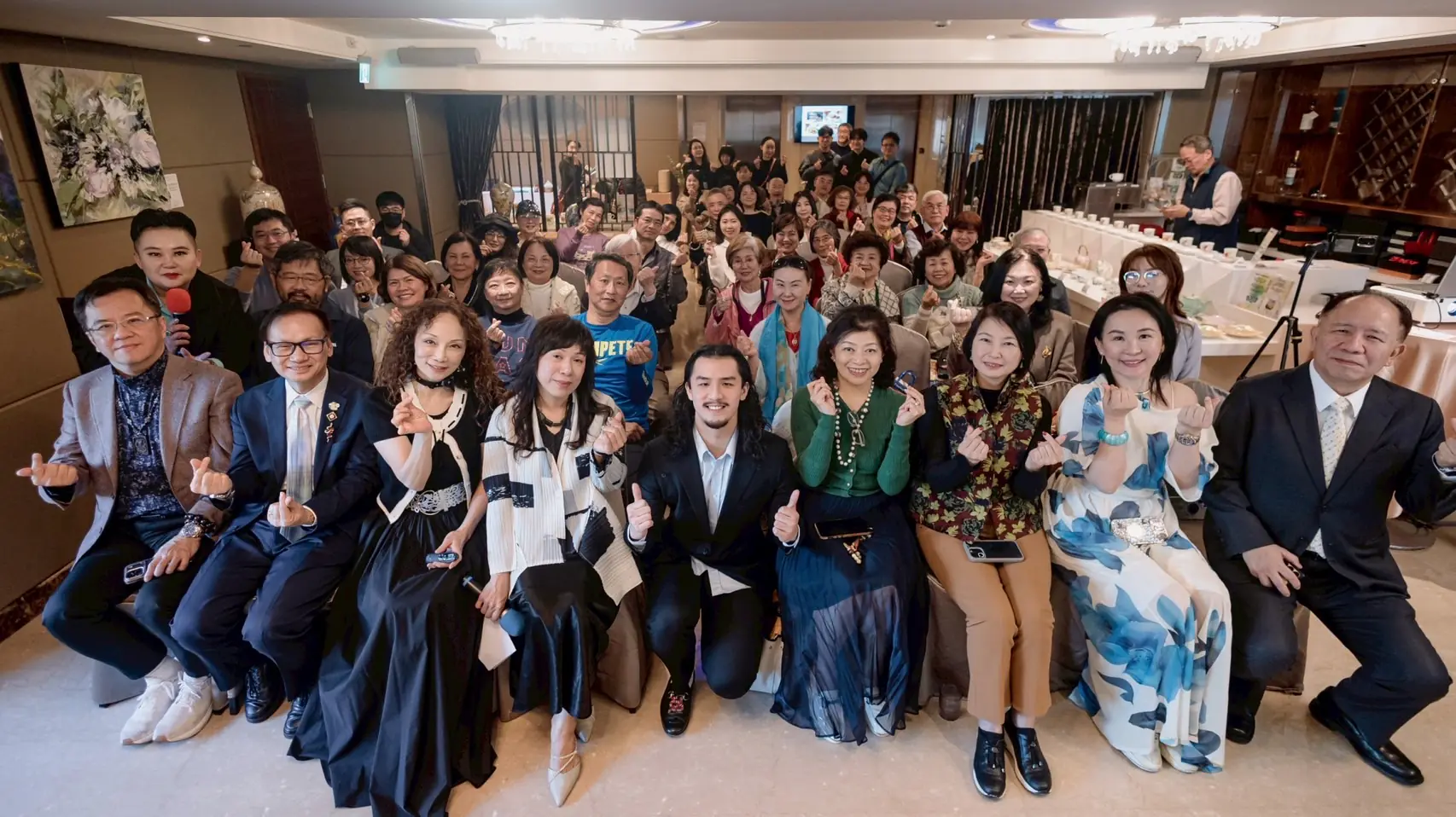 一樹新香映藍月  藍月瓷器彩繪藝術創作展開幕茶會